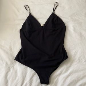 black sleeveless bodysuit
